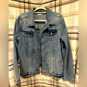 Ingrid & Isabel Maternity Mama light wash Jean Jacket size XL